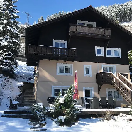 Double Room In Villa Maria *